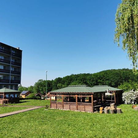 Osrodek Natura Pokrzywna Esterno foto